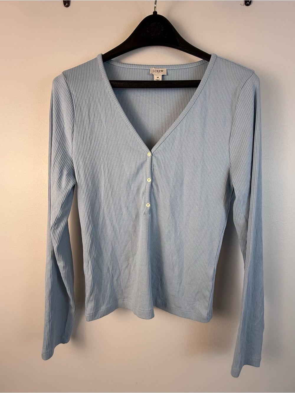 J.CREW Women's Light Blue Ribbed Knit V-Neck Henley Button Top Long Sleeve, M